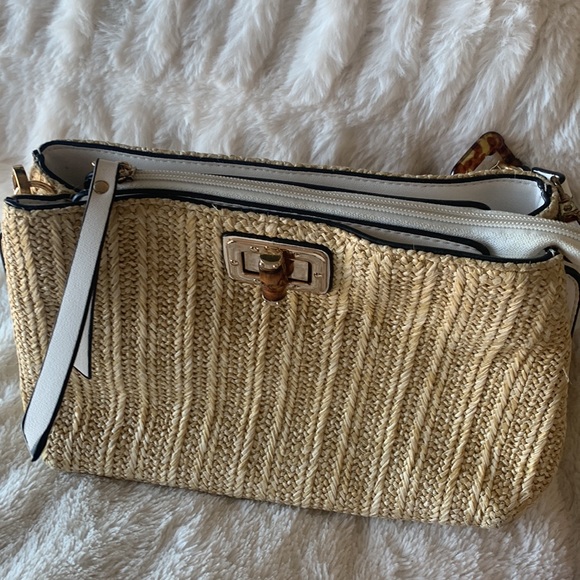 Sondra Roberts Squared straw and white leather handbag EUC - Picture 5 of 9